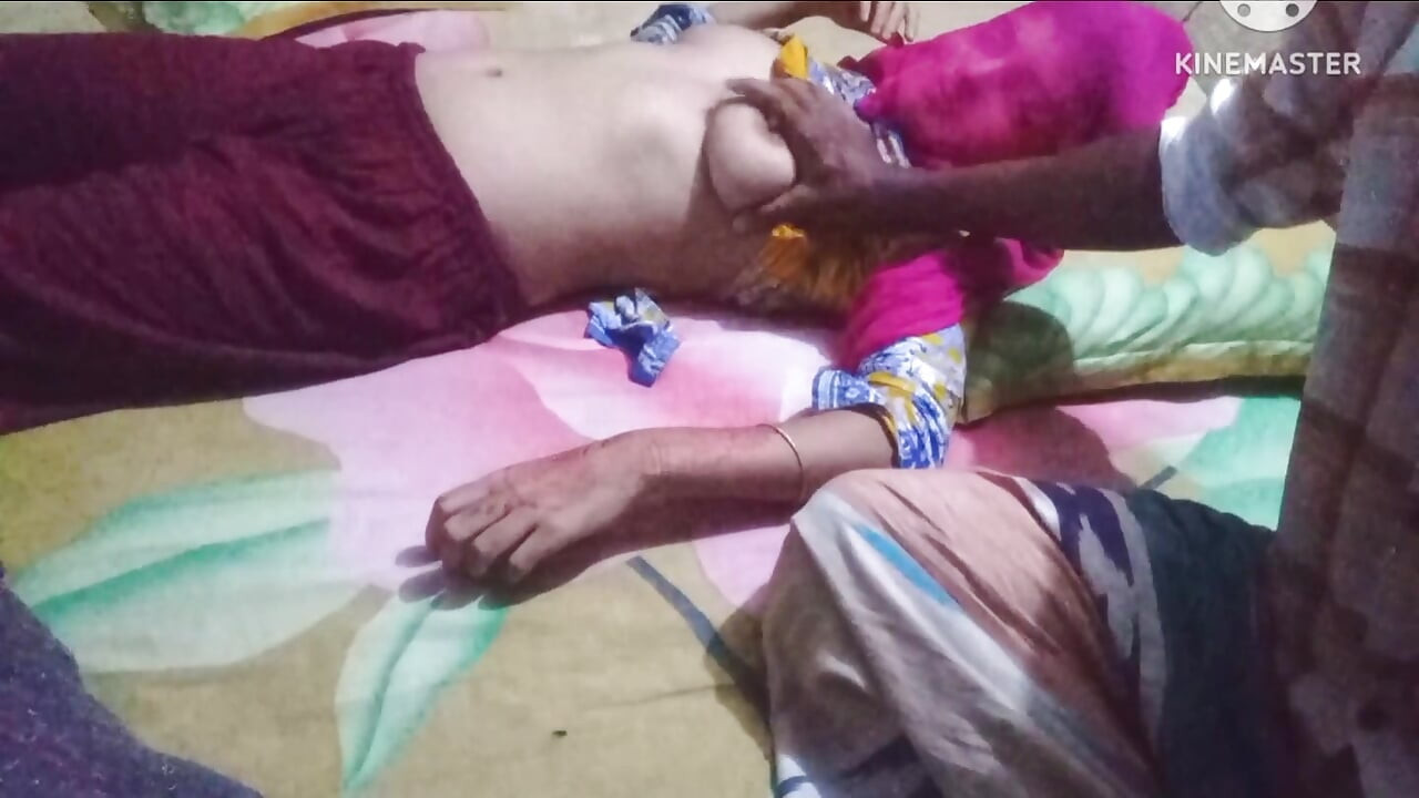 Bangladeshi stepsister give me massage. me give a massage his bobs