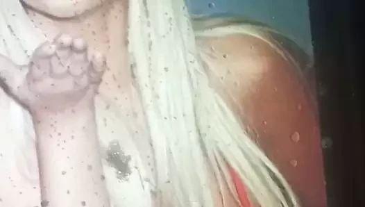 Porno yıldızı Bridgette b döl duşu ve tükürük haraç