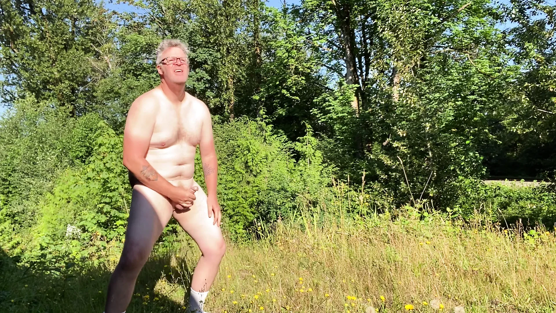 Risky Roadside Cum