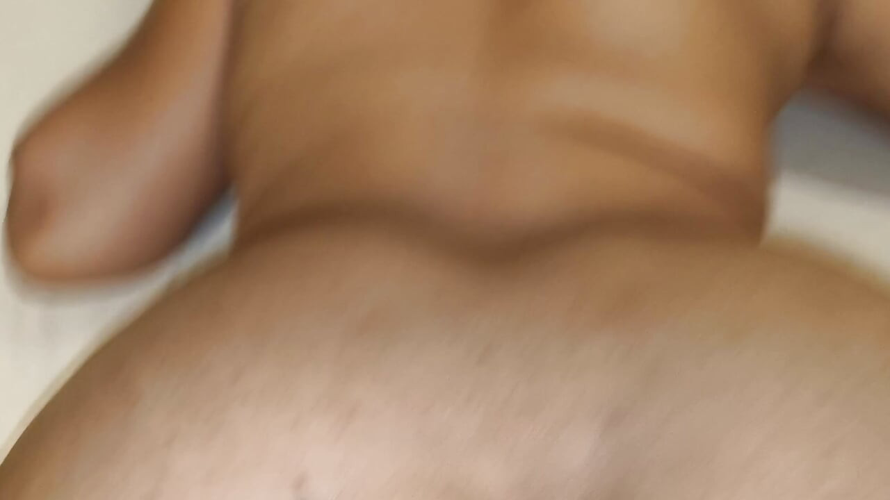 Desi Indian couple having honeymoon night with hard sex