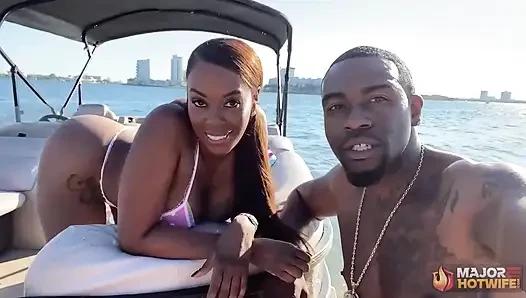 Romalı büyük ateşli evli kadın sakso adası