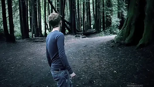 Vampires Have Been This Sexy but Never This Naked