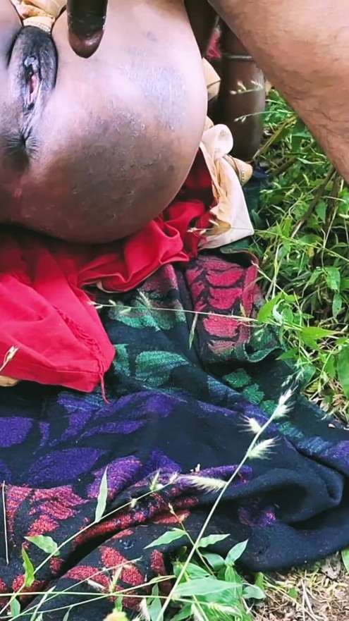 Aj to pados vali bhabhi ko jangal me thoka | Clip 1
