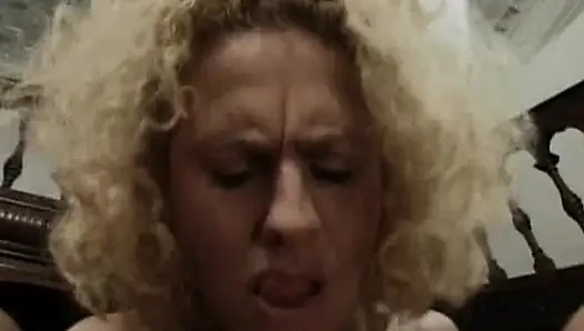 Perfekte blondine aus frankreich anal zu dritt gefickt