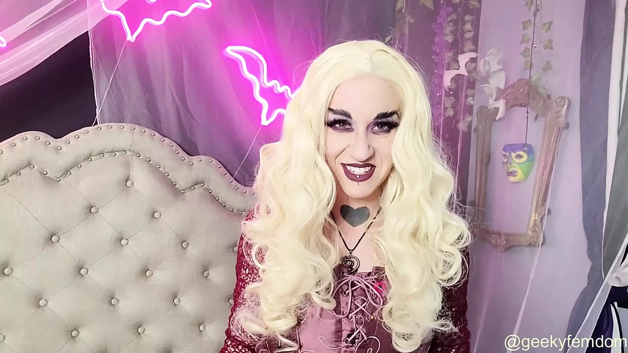 Hocus Pocus Rampage on Comic Con Virgins