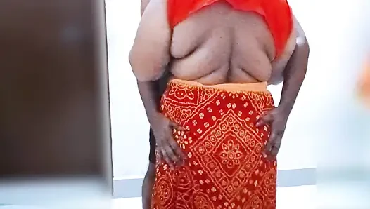 Viral Desi Step Brother and Step Sister Found an Empty House and They Fucked