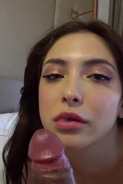 BrokenBabes - Szczęśliwy przyrodni brat dostaje szansę przeleciać Jane Wilde