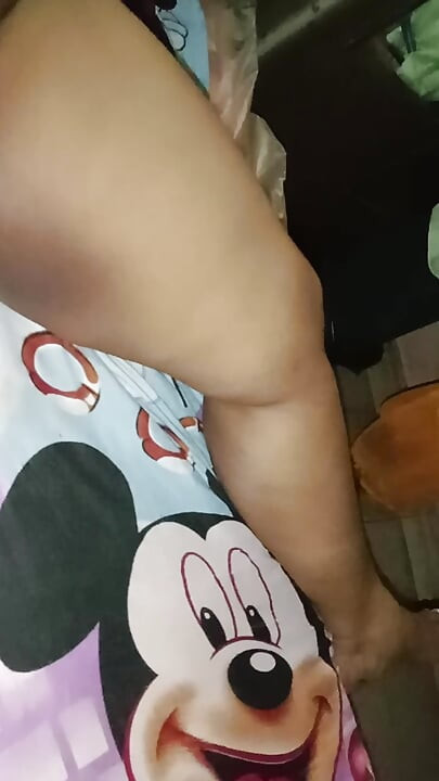 Indian National Girl My Stepmom Fingers Her Pussy and Masturbates