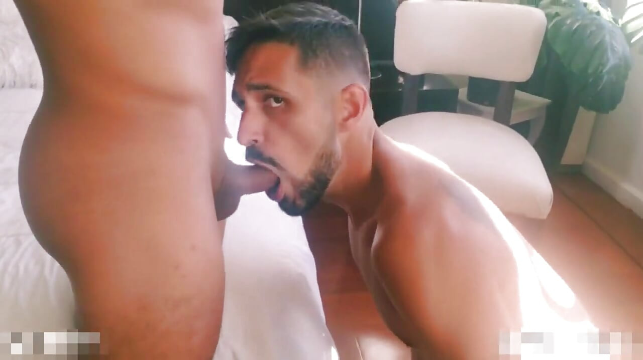 I Swallow the Cum!! the Twenty-year-old Wanted My Ass and Gave Me Cum in the Mouth