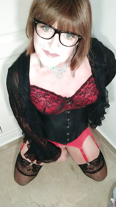 Huge Cum Crossdresser