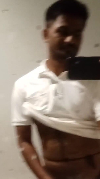 Porn Star Vip on Self Hand Pump | Clip 1