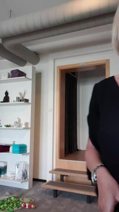Jewelry insertion – almost caught