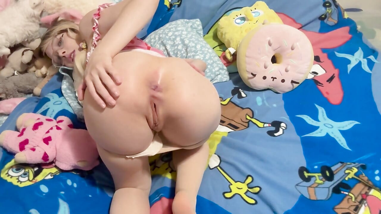 Göte göz kırpıyor ve domaltarak yayılıyor