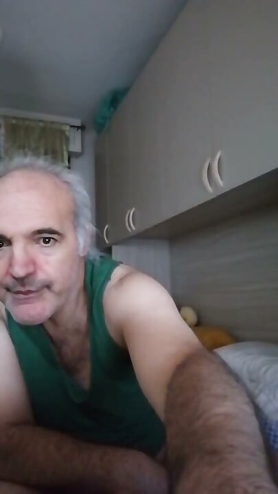 Piss und Sperma in einer Live-Show online!