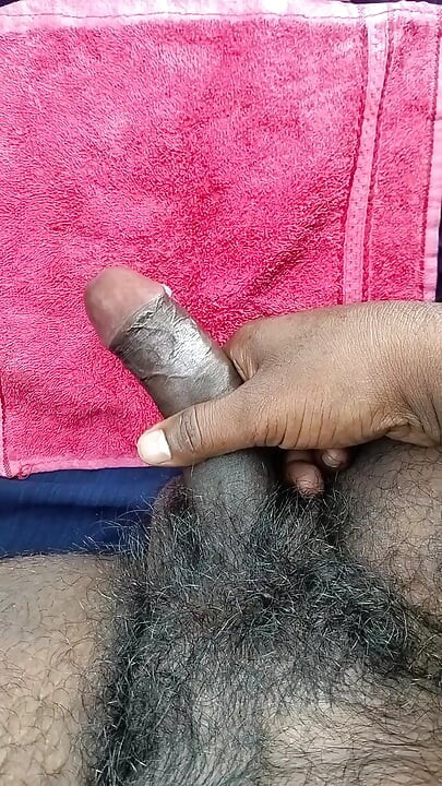 Indian college boy cumming on red cloth mastrubation cumshots jerkoff par 2