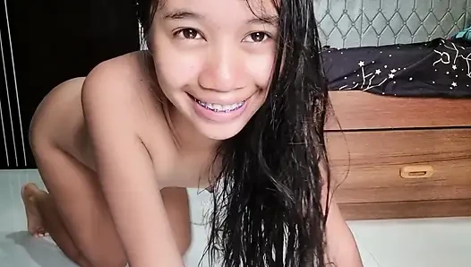 Exxtra Small Petite Asian