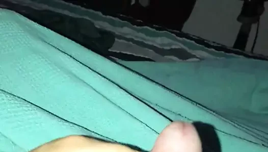 Evde yalnız
