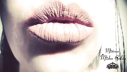 Beide lipstick & gloss jerk off
