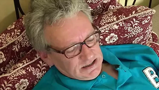 Grandpa Without Teeth Seduces Young Girl