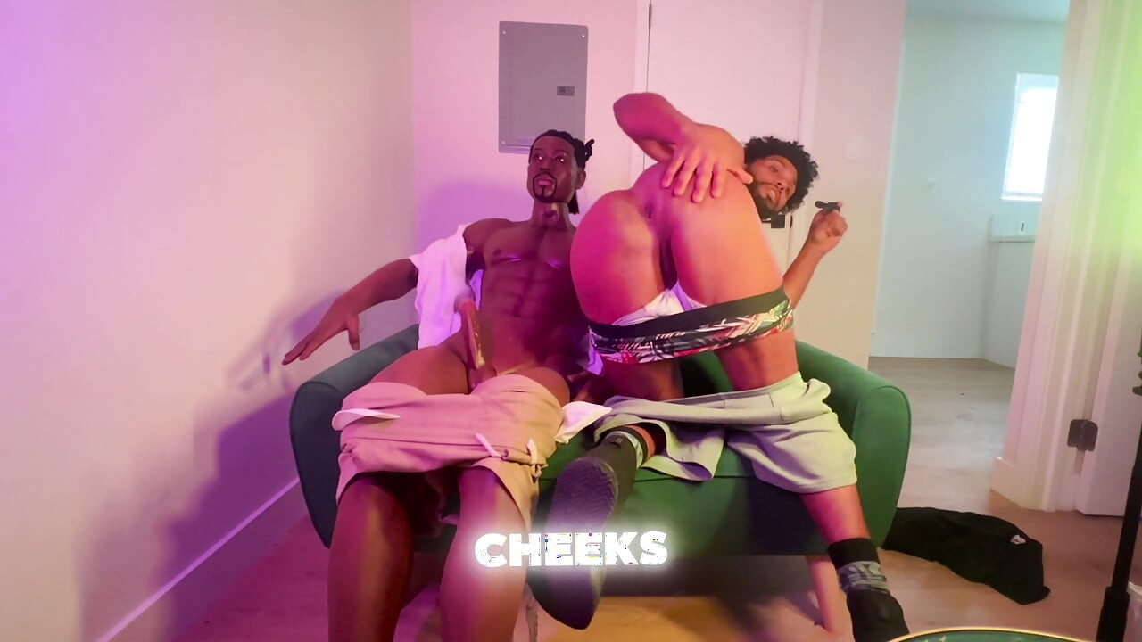 Gooning W/alfonso (life Sized Sex Doll)