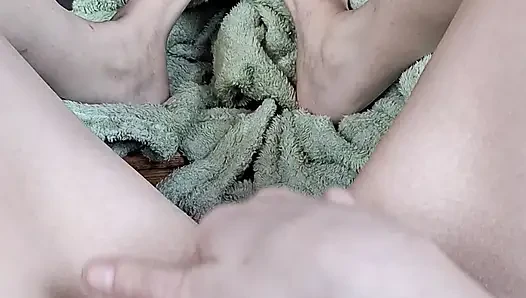 MILF Squirt and Exhib