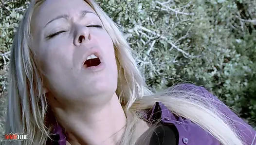 Faustficken und sodomie im pickup mit der spanischen milf Tamara Dix