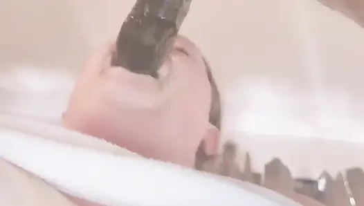 Amateur BBW Sloppy Blowjob with Cumshot