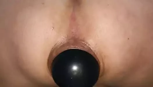 Inflatable Squeaks porn video – Anal plug inflatable for gaping hole