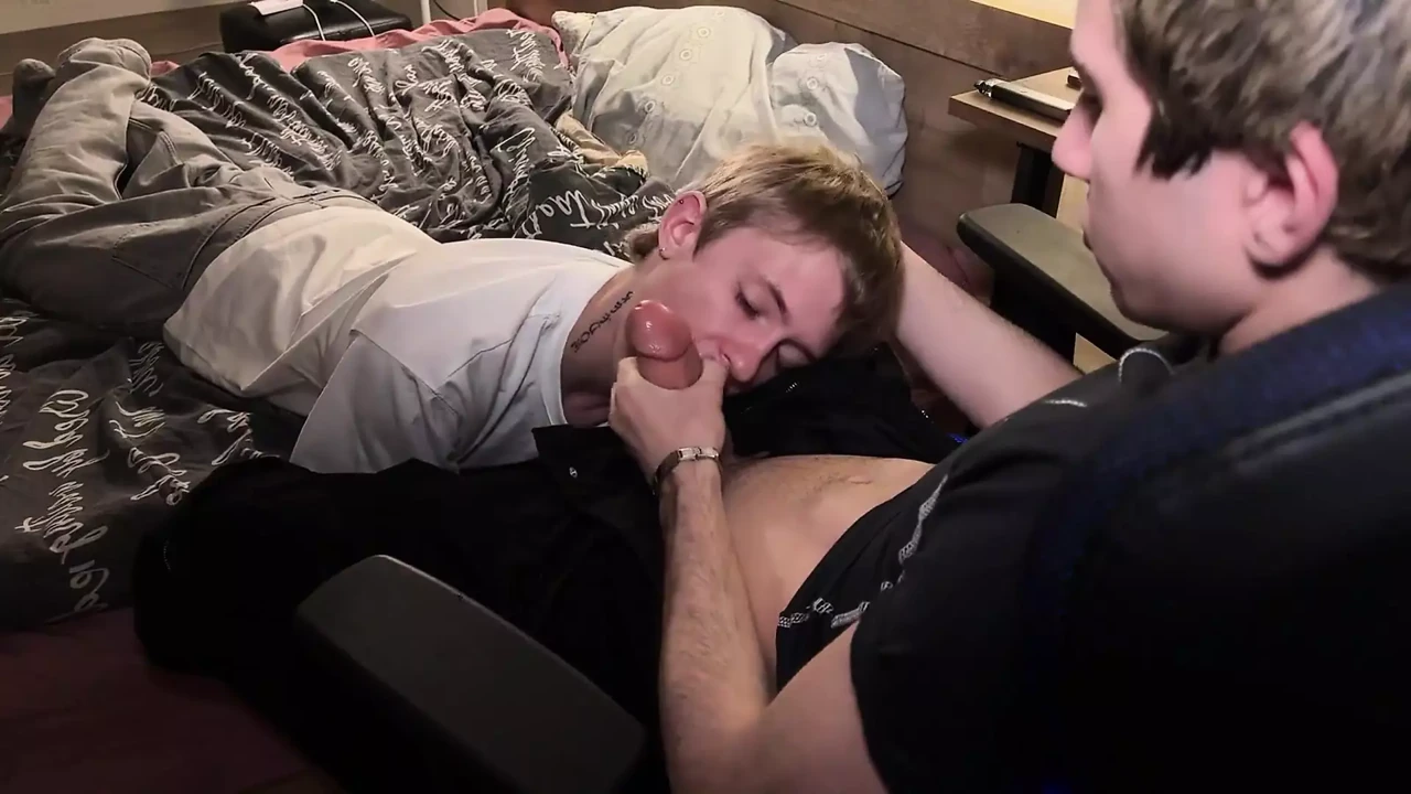 Blowjob Deep Throat and Juicy Anal, Guy with Big Dick Fucked Tight Asshole of Twink Part 2