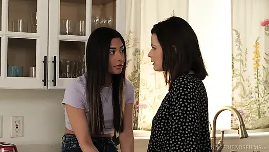 Girlfriendsfilms Please Make Me Lesbian - Scene 4