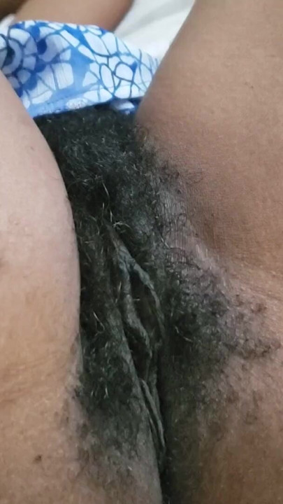 Hot Mature MILF With Curves And Natural Bedroom Energy | Clip 2