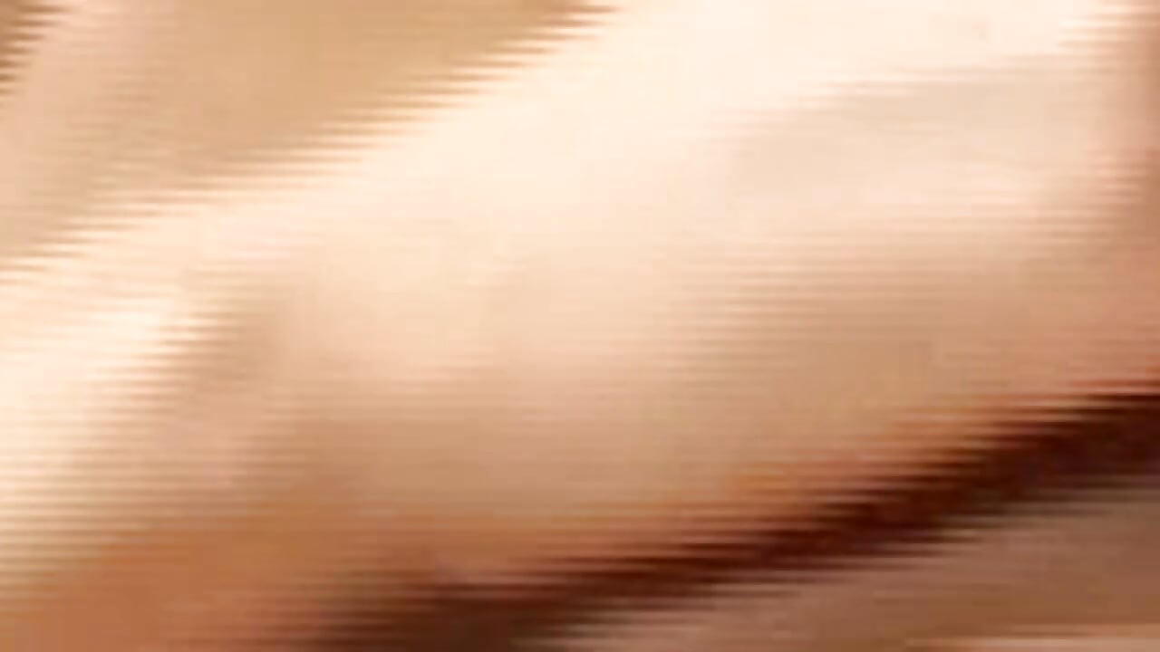 Găoz lărgit de spermă groasă după întindere intensă