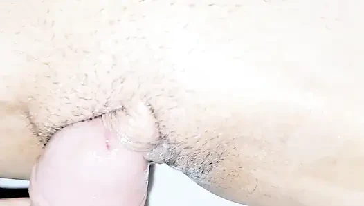 Little Thai: Daddy, mereka mendorong penis besar ke sempit saya dengan banyak kekuatan.