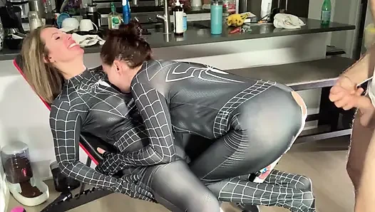 Huge Cock Gives Multiple Anal and Pussy Threesome Creampies and Fucks Hentai-style 2 Spider Girls