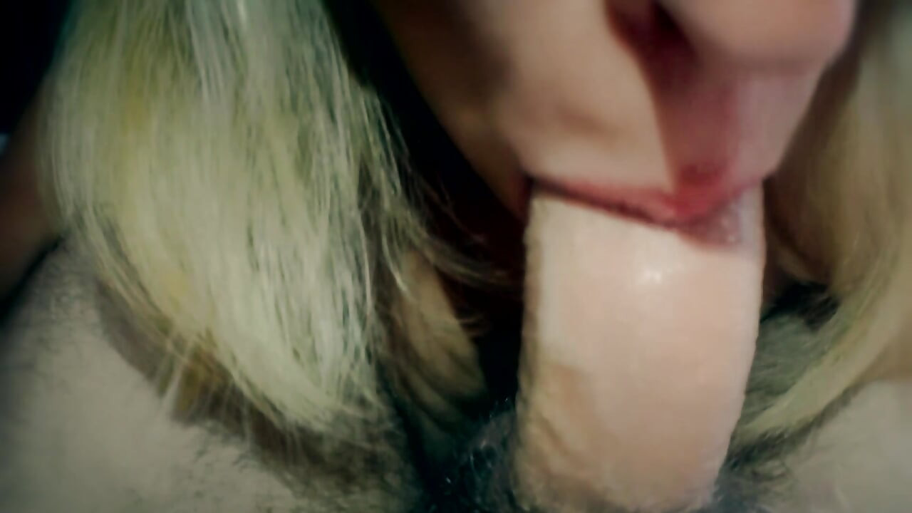 She tasted sperm when her stepbro cum in her hot mouth