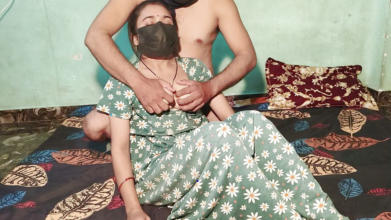 Beautiful Indian 18 Year Old Indian Girl First Time Girlfriend Love Sex Indian Brother and Step Sister Sex