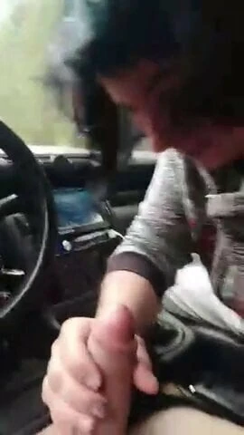 kamaratka fajka v aute