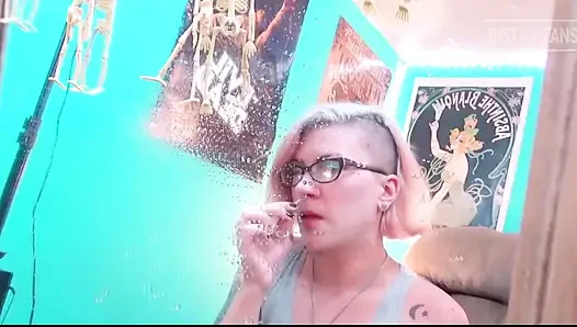 Mirror Sneezing