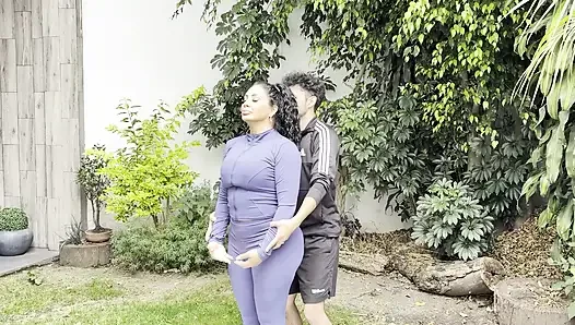 Kelas yoga bareng gali diva meksiko