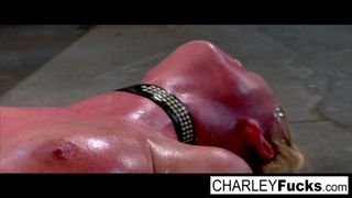 Madison Scott и Charley Chase трахаются