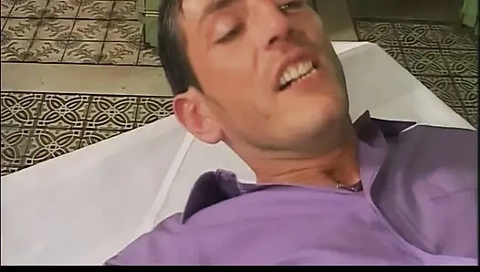 Горячая Милфа С Большими Сиськами С Пирсингом На Киске Принимает Огромный Член