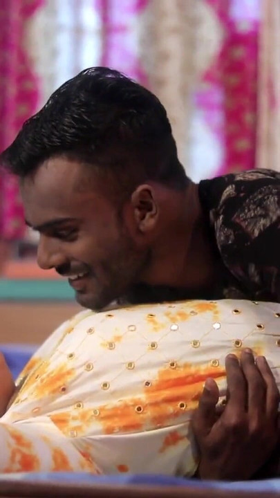 インドのいたずら好きな恋人 初デートセックス |クリップ1