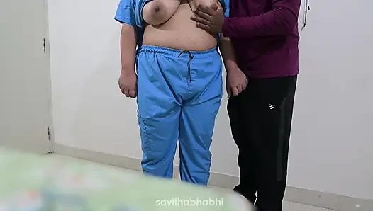 Hintli hemşire Tina yenge terziyle seks yapıyor