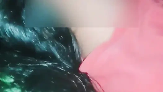 Having sex quickly with the neighbor's wife from the neighbor's room moved to his room