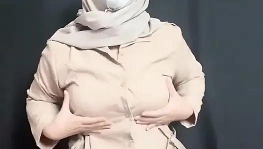 Lise Öğrencisi Kız Mastürbasyon Yapıyor