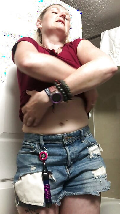 Fancy a chat whilst I strip off and stand butt naked in the bathroom?