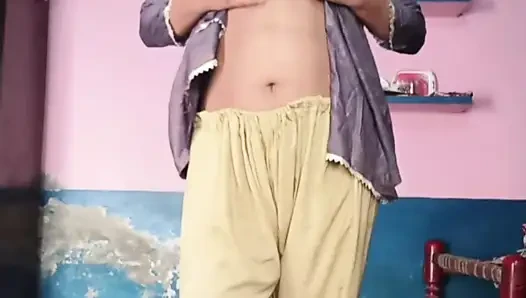 Si cewek hot didi pamer memek sempitnya sama pacarnya