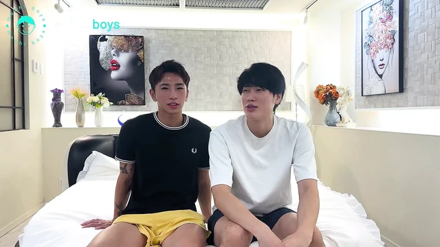 Sexy Body to Body Oil Bath Massage