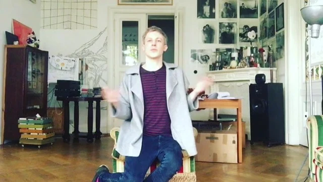 DER KONTAKT MIT DER AUSSENWELT, MIT DEN LEUTEN IST VERLOREN