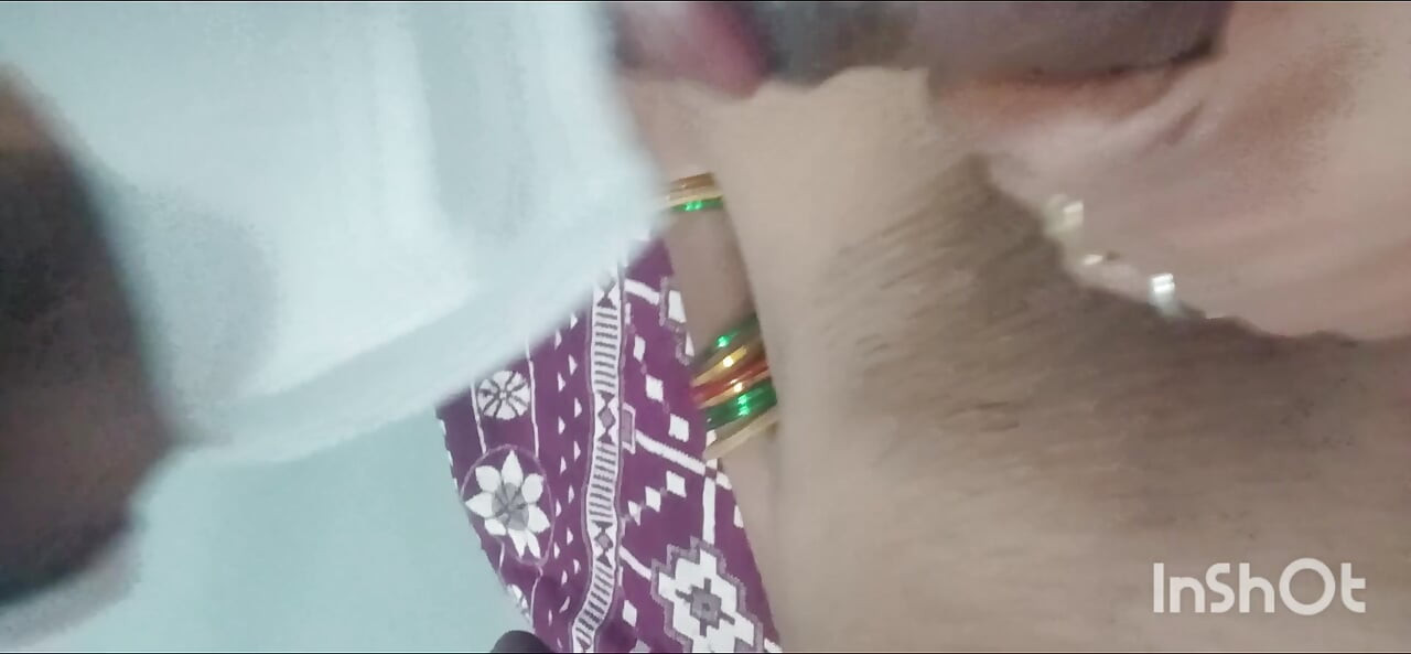 Indian Rajni gets sucked by cumming hot hot